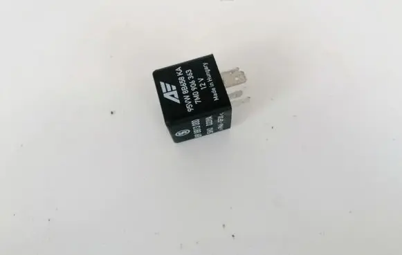 Volkswagen Sharan Other relay 7m0906363 95vw8b658ka