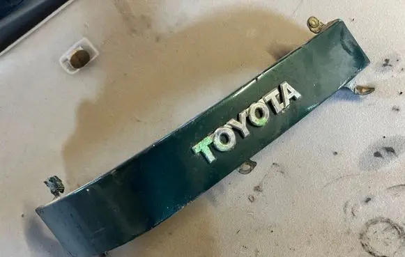 Toyota Avensis T220 Rear/tail light trim molding 