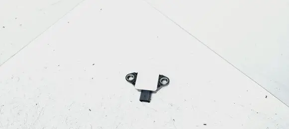 Mercedes-Benz E W212 ESP acceleration yaw rate sensor A0009059101 0265005876