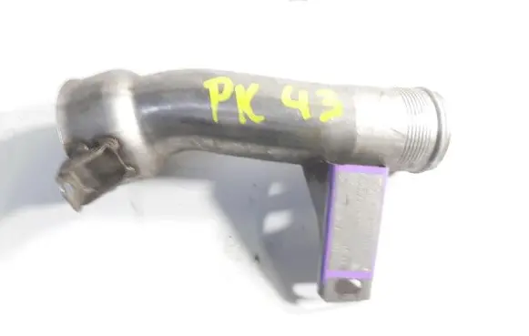 Audi A8 S8 D3 4E Intercooler hose/pipe 4E0145872D