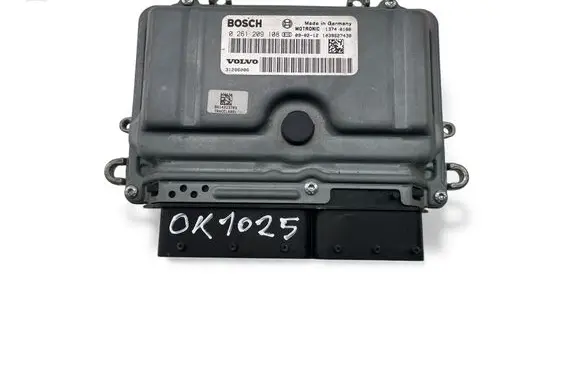 Volvo V70 Engine control unit/module ECU 31286086 0261209108
