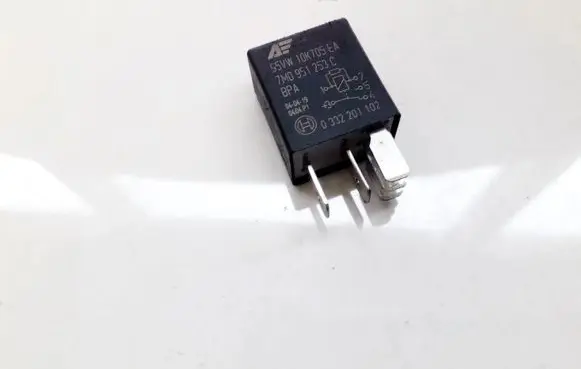 Skoda Octavia Mk2 (1Z) Other relay 7m0951253c 95vw10k705ea