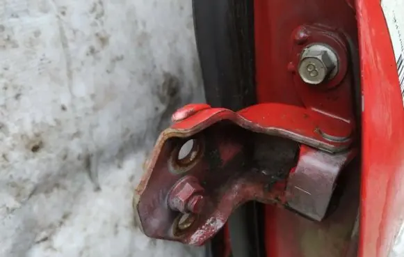 Mazda MX-3 Front door upper hinge