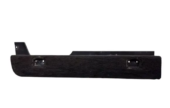 Trunk/boot lower side trim panel