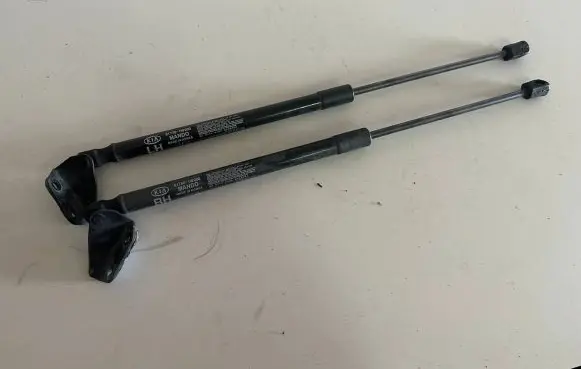 KIA Rio Tailgate/trunk strut/damper 817701W200