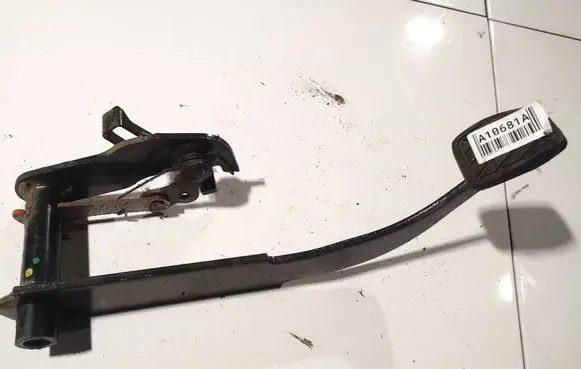 Fiat Sedici Brake pedal 