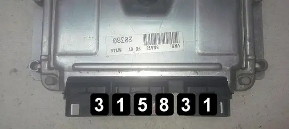 Citroen Xsara Picasso Engine control unit/module 0261206633