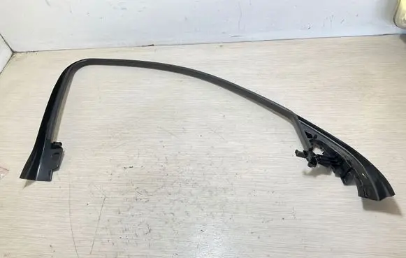 Audi Q3 8U Other front door trim element 8U0867610