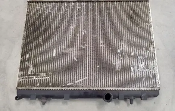 Citroen C5 Coolant radiator 9680533480 P9680533480