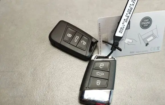 Volkswagen Arteon Ignition key/card 3G8800375CP