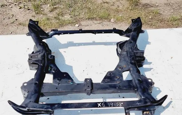 BMW X5 E70 Front subframe 677268105