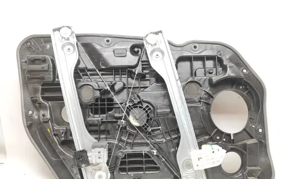 KIA Ceed Rear door window regulator with motor 82480A2311 MLE03959