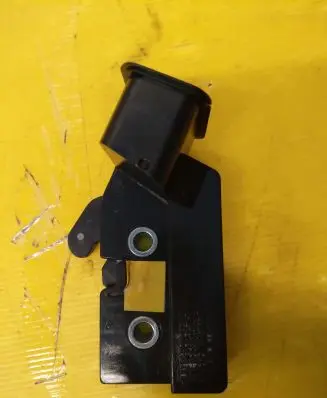Ford Focus Seat back rest lock catch 