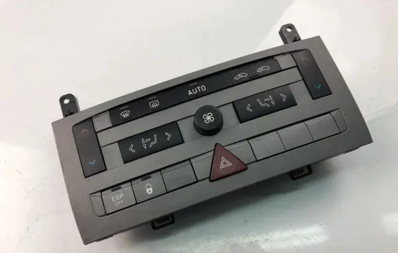 Citroen C5 Interior fan control switch 96573328YW