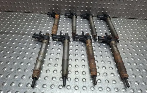 Peugeot 4007 Fuel injector S27610291 0445115025