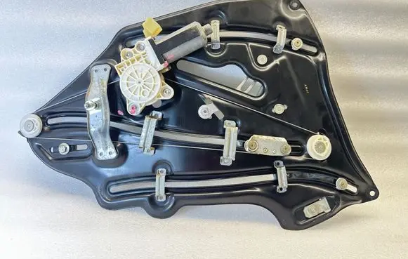 Mercedes-Benz CLK A209 C209 Rear door window regulator with motor A2096700203