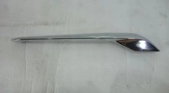 Opel Insignia B Front bumper upper radiator grill 13491191