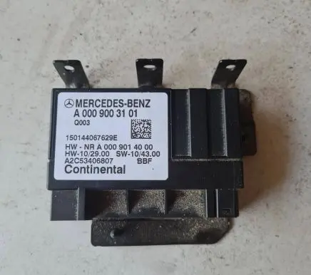 Mercedes-Benz Sprinter W906 Fuel injection pump control unit/module A0009003101 A0009014000 A2C53406807
