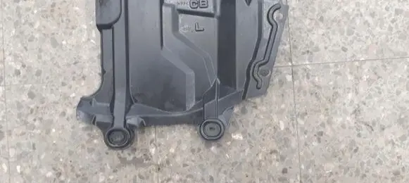 Nissan Murano Z50 Engine cover (trim)