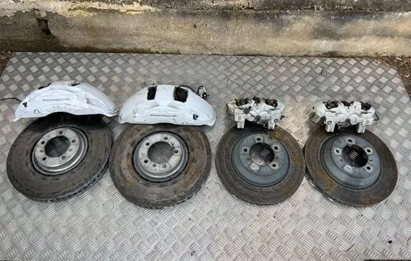 Porsche Taycan 9J1 Brake discs and calipers set 
