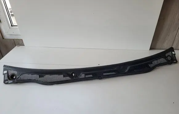 Renault Captur Wiper trim 668115916R