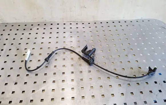 Peugeot 307 ABS brake wheel speed sensor 9652310580