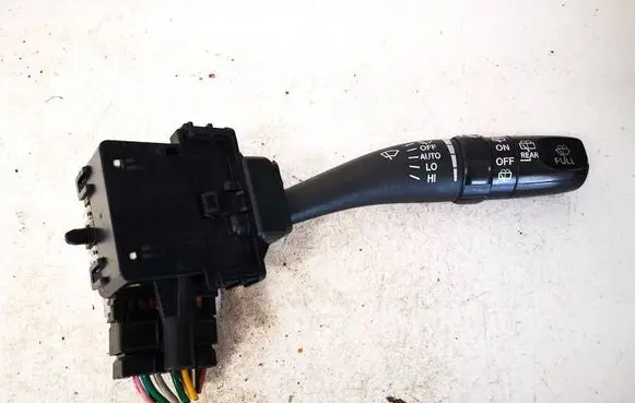 Hyundai Santa Fe Wiper control stalk 202004726