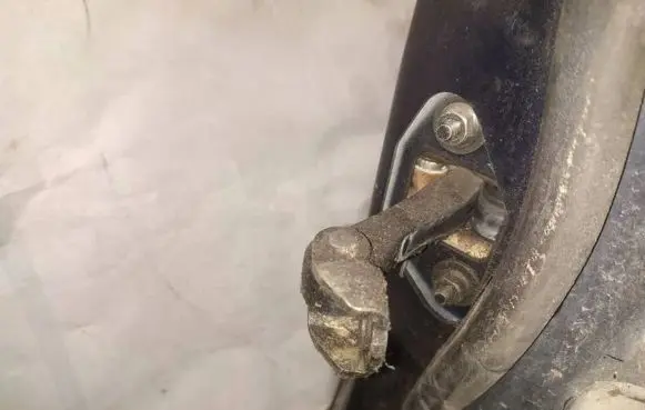 Volvo V70 Front door check strap stopper 
