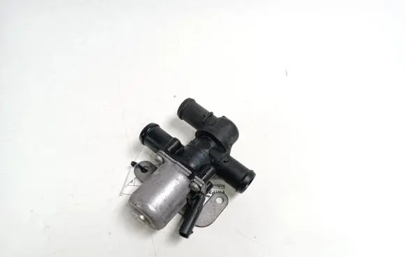 Volkswagen PASSAT B8 Valve 5Q0906457C
