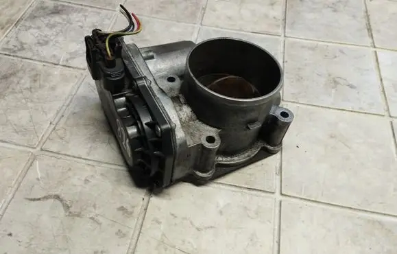 Subaru Outback Throttle valve 16112AA260