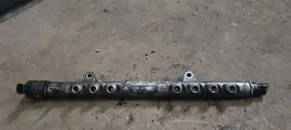 Volvo XC60 Fuel main line pipe 31216313