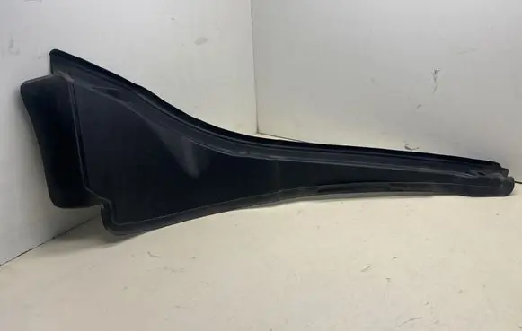 BMW 2 F46 Fender end trim 7300517 15054410