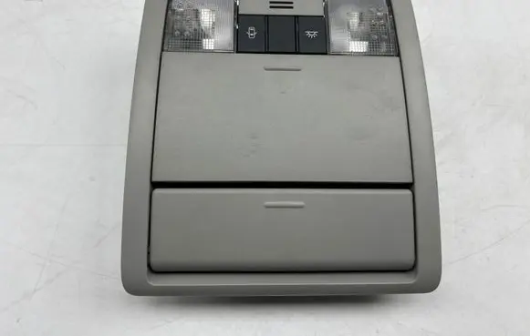 Toyota Verso Front seat light 812600F084 29072011