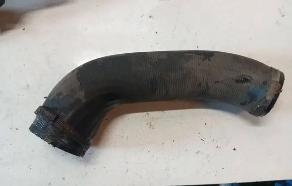 Volvo S60 Intercooler hose/pipe 32339560