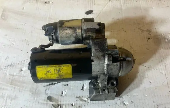 BMW 5 F10 F11 Starter motor 8506657 0001148010 1010128