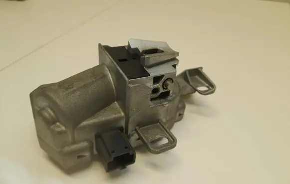 Volvo S40 Steering wheel lock 30723331