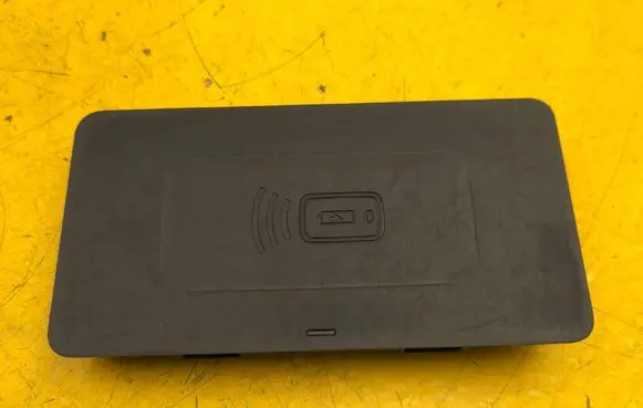 BMW 3 G20 G21 Wireless charging module 9437712