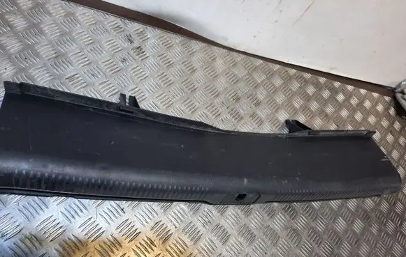 Audi A5 8T 8F Trunk/boot sill cover protection 8T0863471