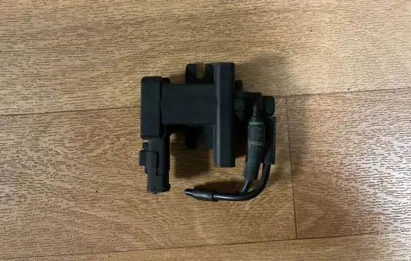 Citroen C5 Vacuum valve 9660693180