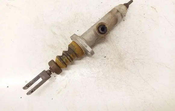 Audi 80 90 S2 B4 Clutch master cylinder 893721401D