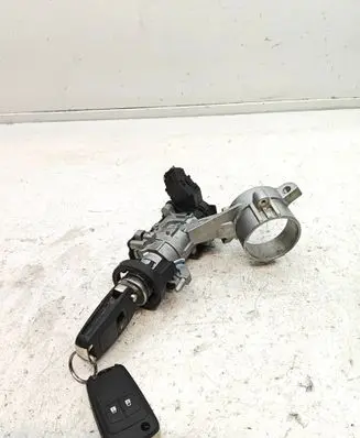 Opel Mokka Ignition lock 4121694
