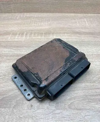 Renault Megane I Engine control unit/module ECU S105961201