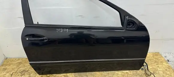 Mercedes-Benz CLC CL203 Front door