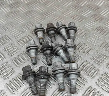 Citroen C3 Aircross Nuts/bolts 