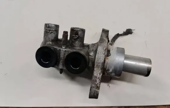 Opel Zafira B Master brake cylinder