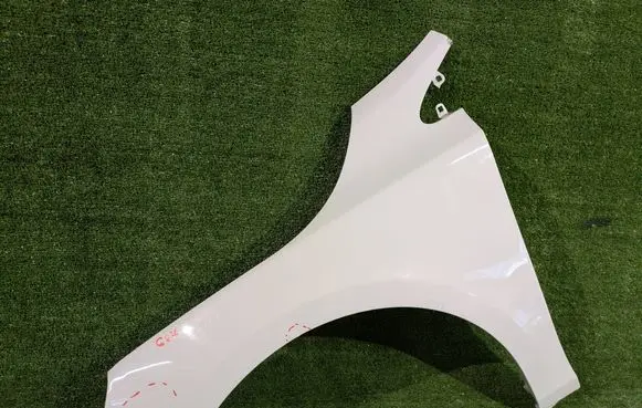 Volvo V40 Fender