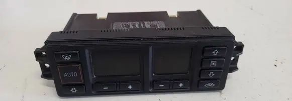 Audi A4 S4 B5 8D Climate control unit AUT0