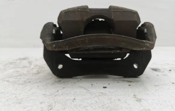 Honda HR-V Front brake caliper