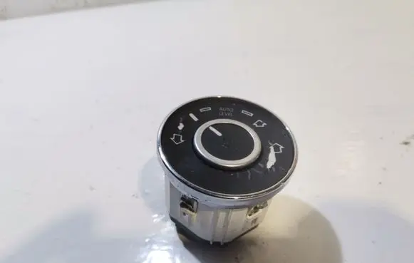 Volkswagen Touareg I Headlight level height control switch 7L6927135C