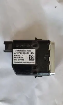 Mercedes-Benz GLE W167 USB socket connector A1678205402